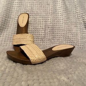 FINAL PRICE DROP!!SIZE 6 VINTAGE REAL LEATHERHEELS